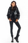 czarna lateksowa kurtka damska na wiosnę.jpg