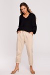 luźny sweterek w czerni w oversize’owym kroju do katany jeansowej do dziennego noszenia.jpg