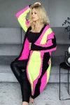 jesienny kardigan damski we wzór z dzianiną z wełną rozpinany do codziennych stylizacji.webp