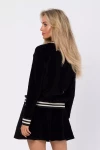 welurowa bluza w kolorze czarnym.webp