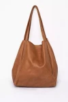 duża damska torebka shopper w kolorze camel.webp