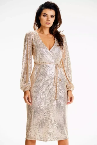 cekinowa sukienka midi w kolorze czarnym.webp