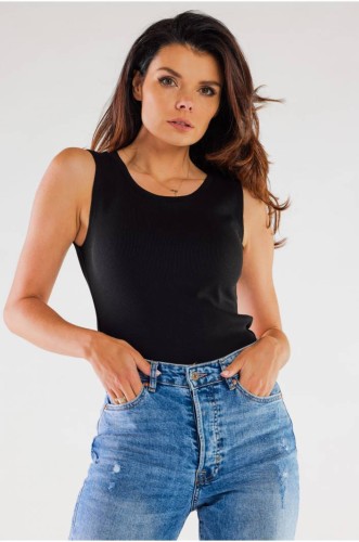 letnia bluzka na szerokich ramiączkach.jpg