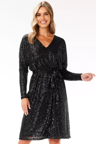 cekinowa sukienka na imprezę.webp