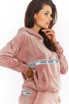 sportowa bluza z logo na co dzień