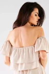 beżowy top na lato, top z odkrytymi ramionami i falbanami
