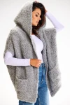 Modna kamizelka teddy z kapturem w stylu oversize.webp