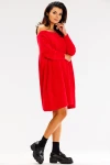 kobieca czerwona sukienka sweterkowa oversize z kieszeniami i dekoltem łódka.webp