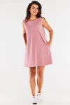 prosta różowa sukienka o luźnym kroju.webp