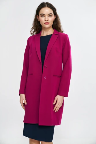 Klasyczny płaszcz damski z długim rękawem.webp