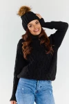 czapka zimowa z pomponem beanie.webp