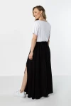 elegancka czarna spódnica maxi.webp