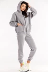 spodnie casual damskie o zwężanym kroju.webp