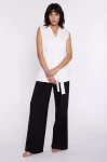 ecru stylowa kamizelka damska z eleganckim wykończeniem.webp