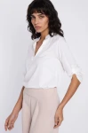 ecru bluzka damska smart casual z długim rękawem.webp