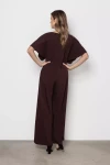 czekolada kombinezon damski z szerokimi nogawkami typu wide leg.webp