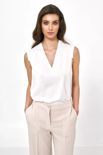 Elegancka bluzka damska bez rękawów.webp