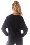 Krótka bluza damska z długimi rękawami do codziennych stylizacji.webp