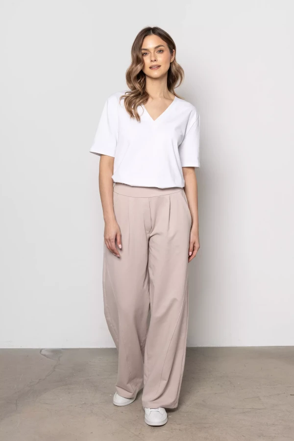 Luźne spodnie damskie z szeroką nogawką